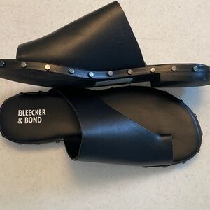 NWT Bleecker & Bond Black Leather Sandals